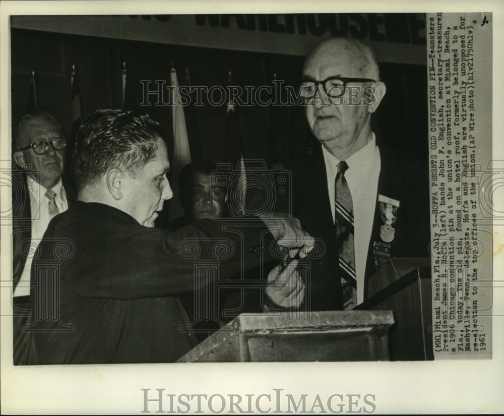 1961 Press Photo James R. Hoffa and John F. English, Teamsters officers - Historic Images