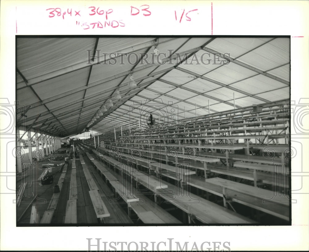 1994 Press Photo Temporary grandstand general area at New Orleans fairgrounds - Historic Images