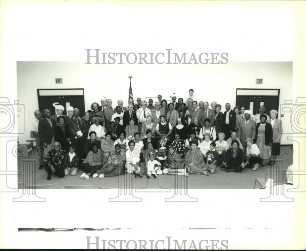 1993 Press Photo Doll and Toy Fund General Committee gather for picture. - Historic Images