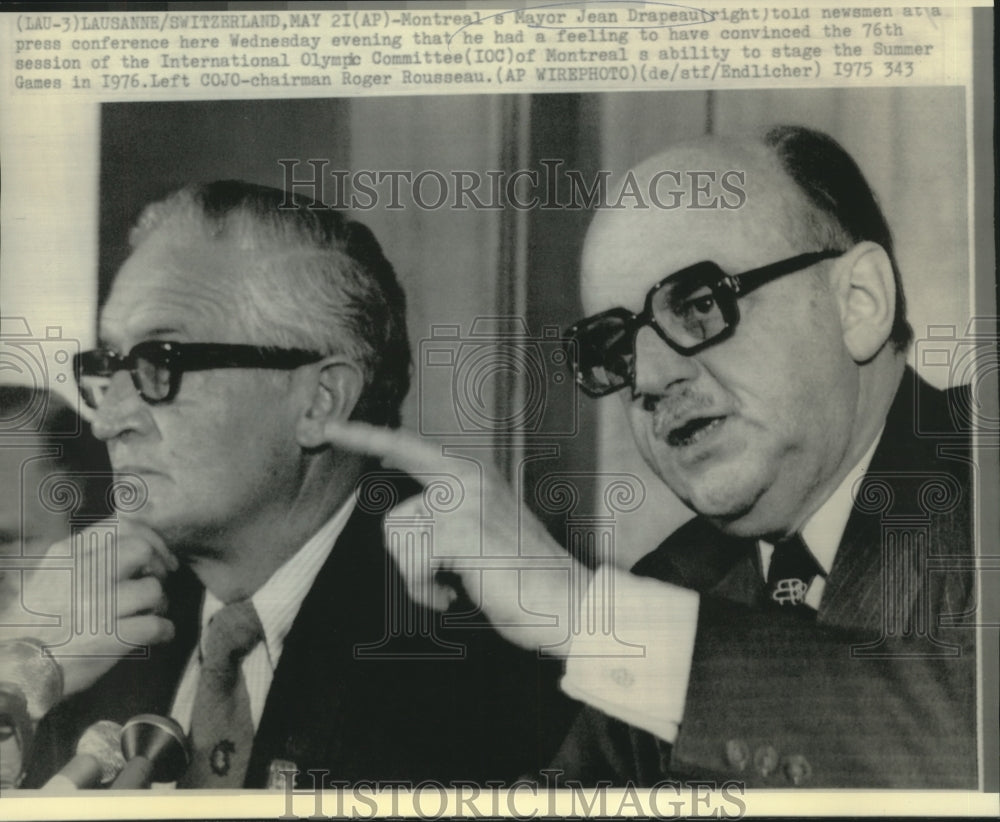 1975 Press Photo Mayor Jean Drapeau &amp; others at press conference. - nob01430 - Historic Images