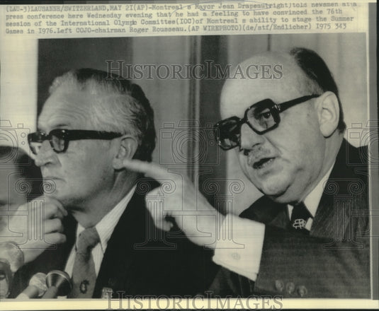 1975 Press Photo Mayor Jean Drapeau & others at press conference. - nob01430 - Historic Images