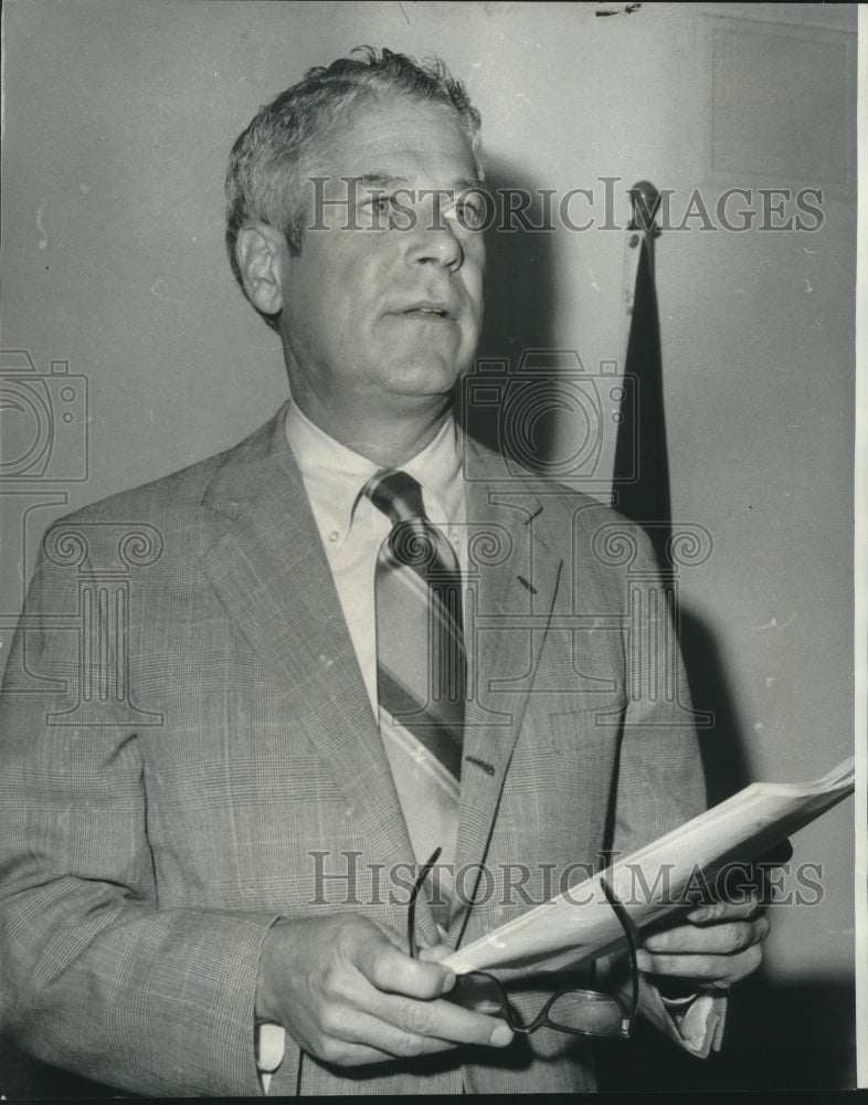 1974 Press Photo C. Allen Favrot, president of Metropolitan Crime Commission - Historic Images