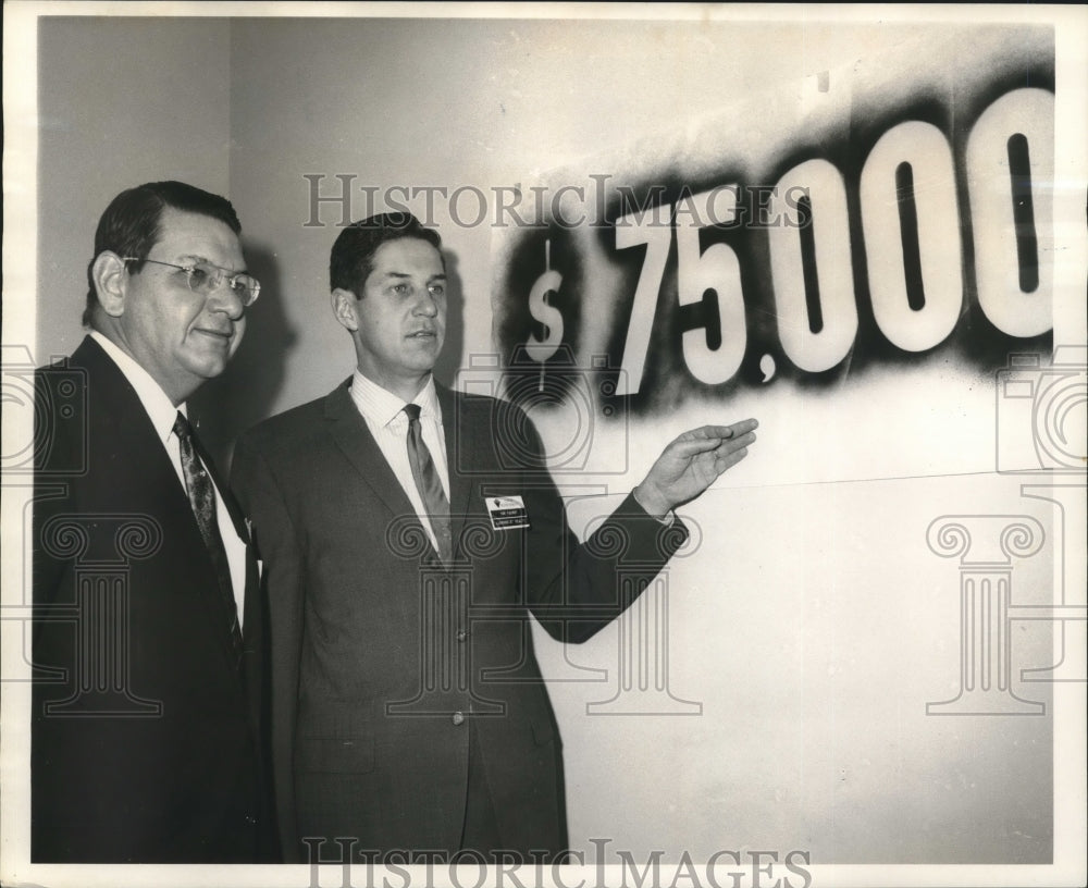 1968 Press Photo Tom Favrot, Jr. Achievement Fund Chairman, and other at event. - Historic Images