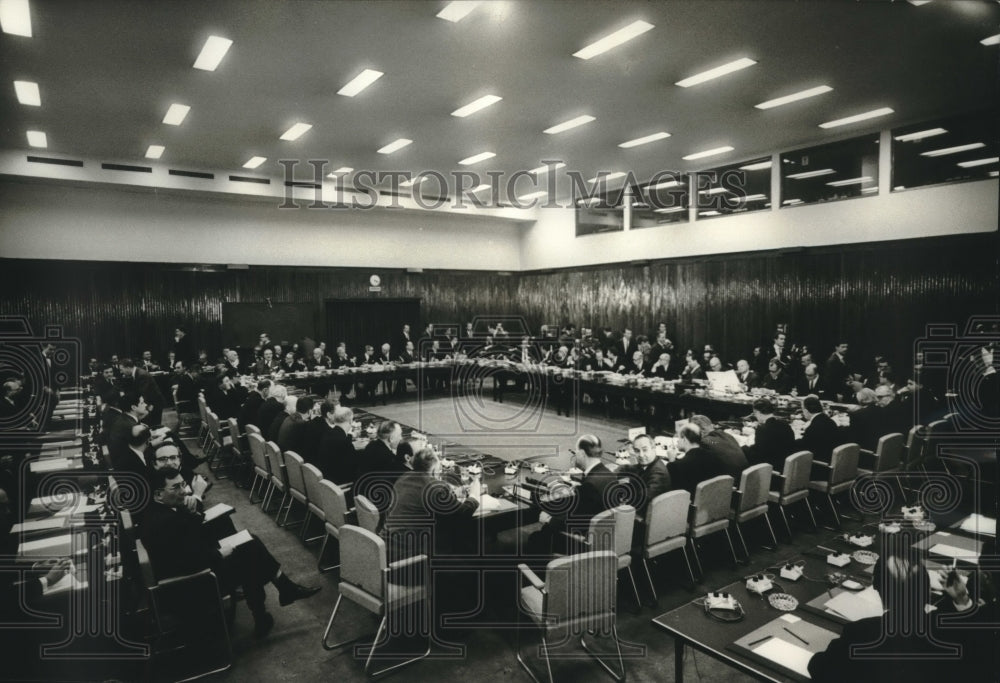 1968 United Nations Common Market members conference in Brussels-Historic Images