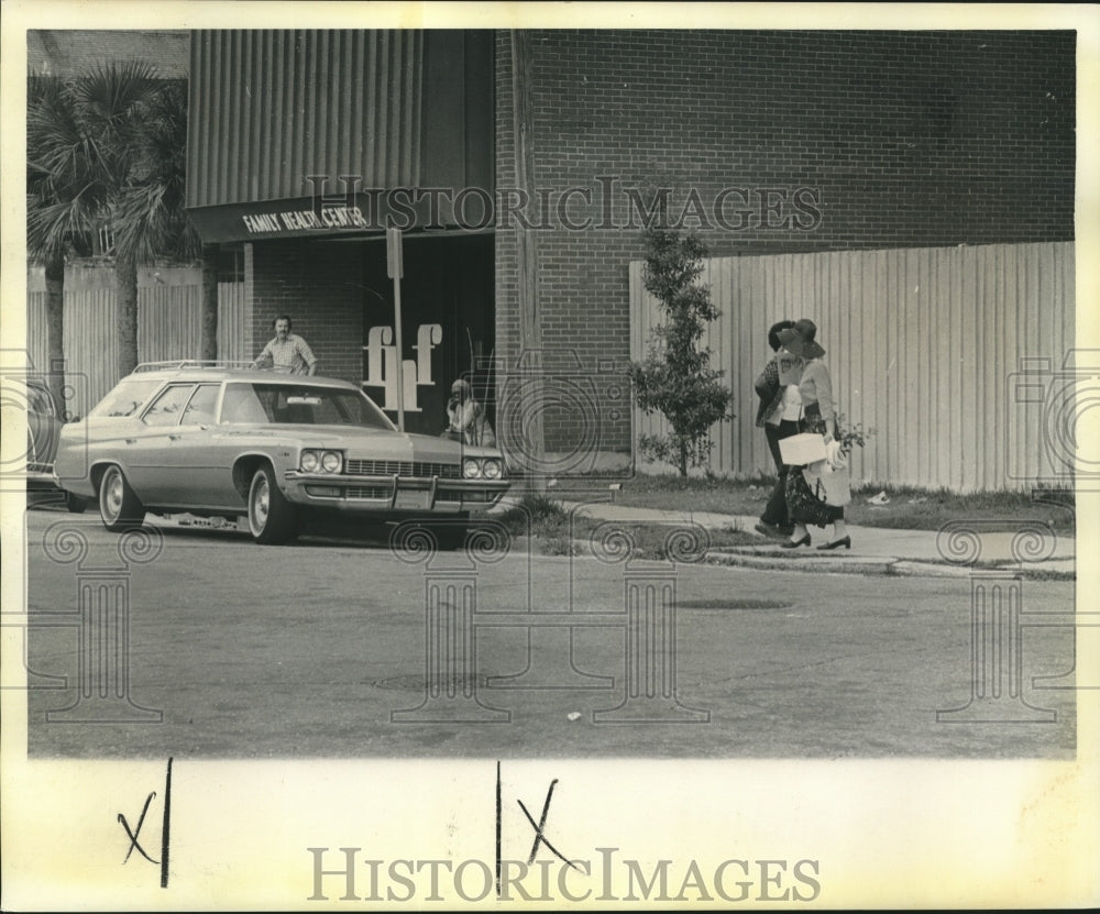 1974 Press Photo Family Health Center Building - nob03576 - Historic Images