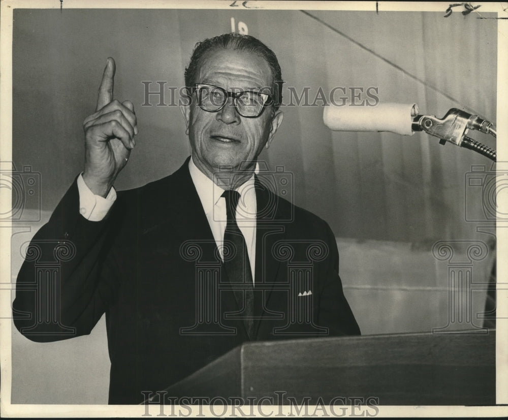 1966 Press Photo Senator Allen J. Ellender speaks at cargo liner launcher-Historic Images