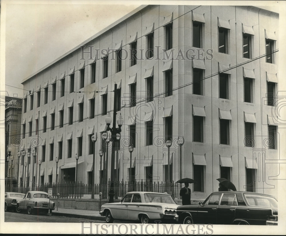 1966 Federal Reserve Building of New Orleans - Historic Images