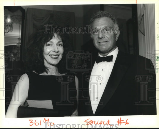 1991 Press Photo Elaine May and Peter Feibleman at Writers' Conference Party. - Historic Images
