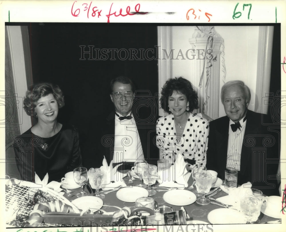 1989 Press Photo The Faust&#39;s and the Reynold&#39;s attend Tennis Auction - Historic Images