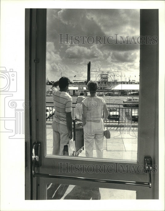 1986 Press Photo View from Jax Millhouse toward Mississippi River. - Historic Images
