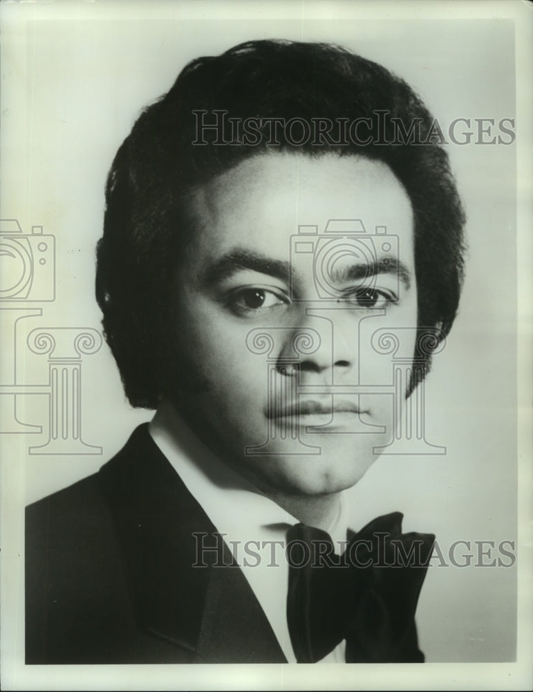 1972 Press Photo Johnny Mathis - nob04382 - Historic Images