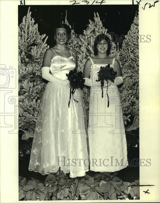1979 Press Photo Leslie Ann Ferrara and Stephanie Anna Geraci at event - Historic Images