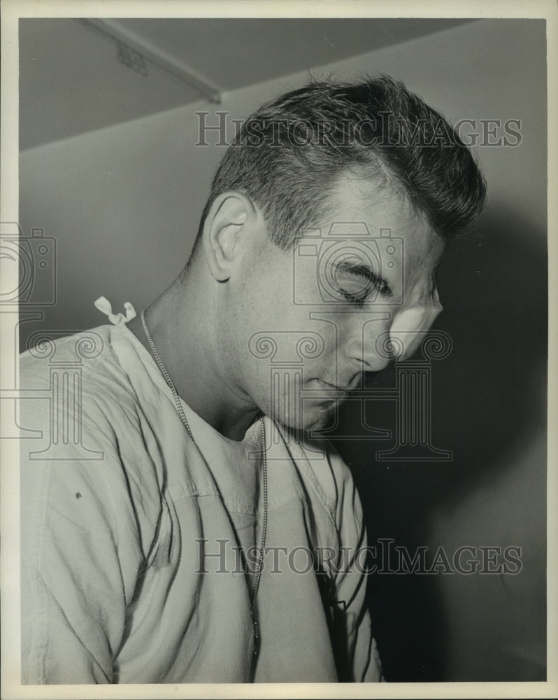 1967 Press Photo Roy Ferrard injured baseball player - nob04536 - Historic Images