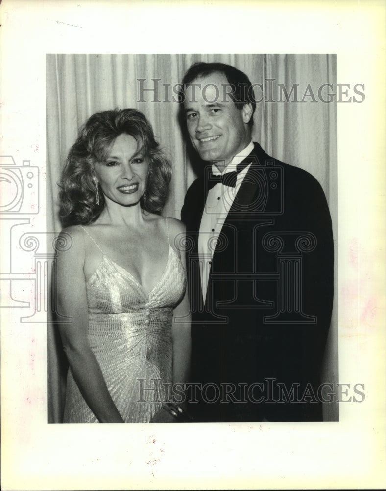 1991 Press Photo Dr. William Farrell &amp; wife Marlene at OB/GYN Society Reception. - Historic Images