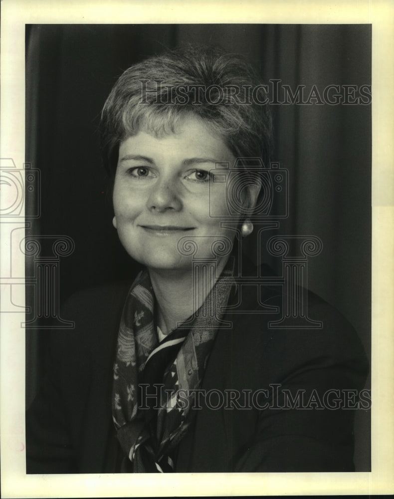 1992 Press Photo Mary C. Farrell, Investment strategist. - Historic Images