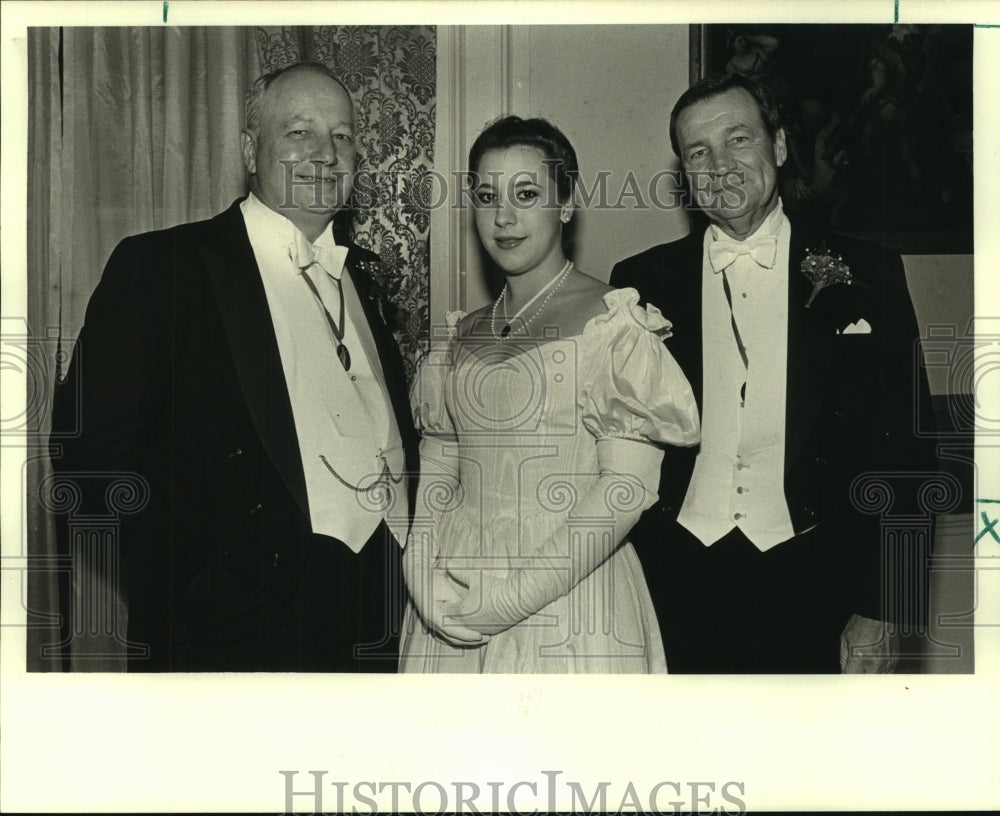 1988 Press Photo Darwin Fenner, Suzanne Burns &amp; Bill Baker at Pickwick Club. - Historic Images