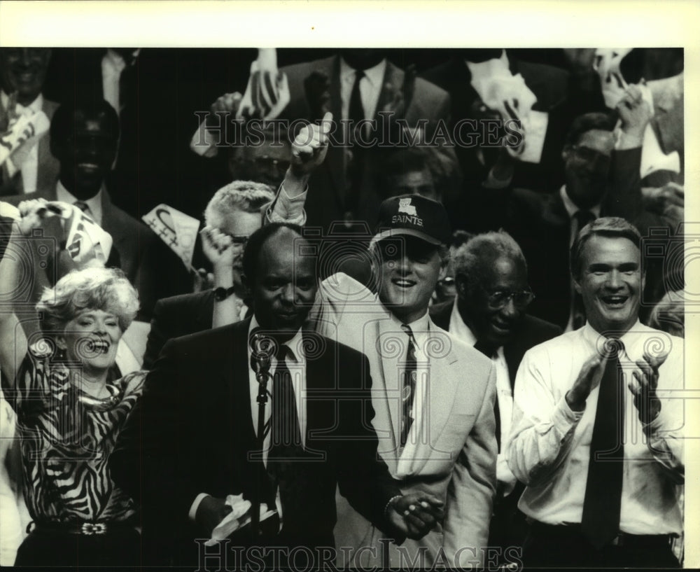 1992 Press Photo William Jefferson introduces Bill Clinton to New Orleans meet - Historic Images