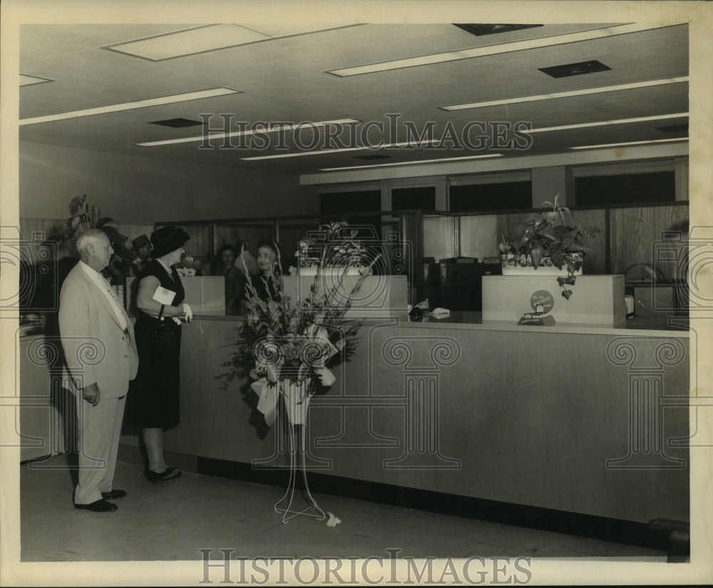 1953 Continental Building and Loan Association 810 Common Street - Historic Images