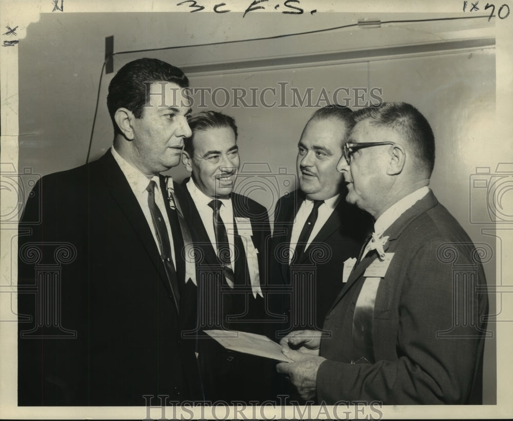 1966 Press Photo New officers elected to the Louisiana Retail Food Dealers Asso. - Historic Images