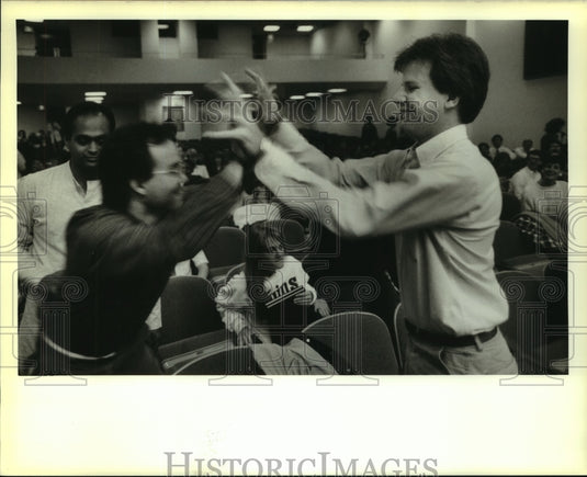 Press Photo Tulane university med school students during Med School Match Day - Historic Images