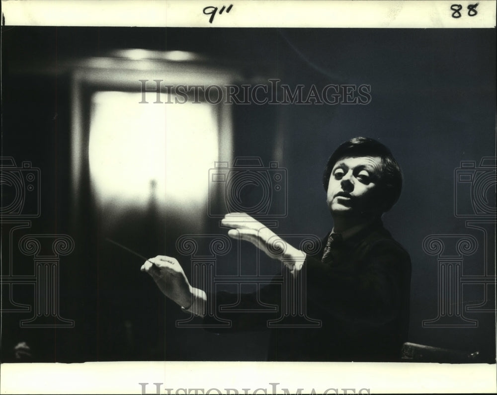 Philippe Entremont, conductor - Historic Images