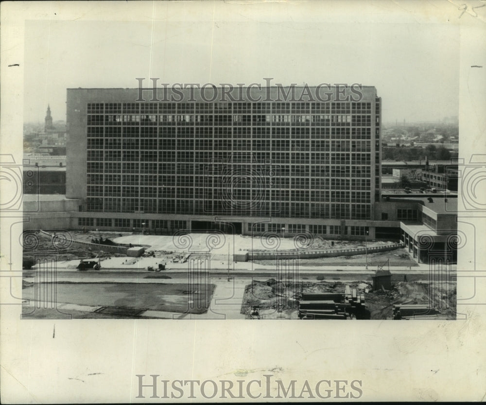 1957 Press Photo Scene from ongoing Construction of the New Orleans City Hall - Historic Images