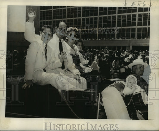 1957 Press Photo Mayor Morrison's youngest, also took part in the parade - Historic Images
