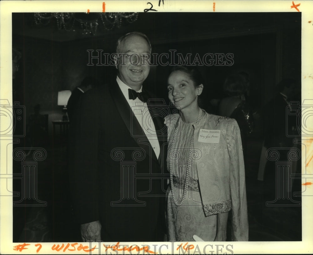 1987 Press Photo Mary Jane &amp; Darwin Fenner attending a dinner gala - Historic Images