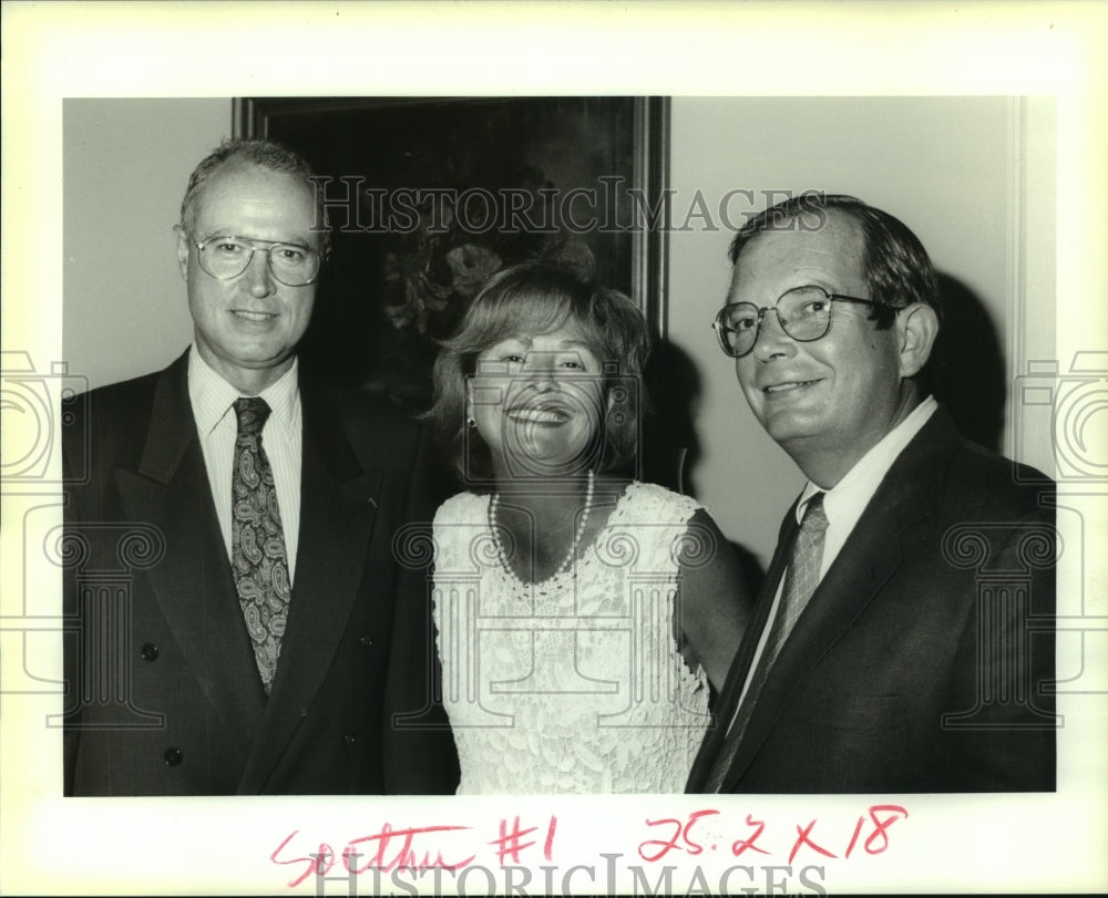 1994 Press Photo Attendees at the Order of Cincinnati Party - Historic Images