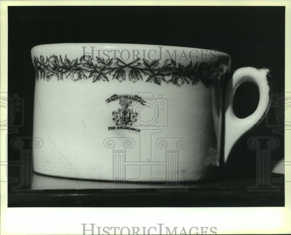 1993 Press Photo Chamber pot from the Grunewald days - Historic Images