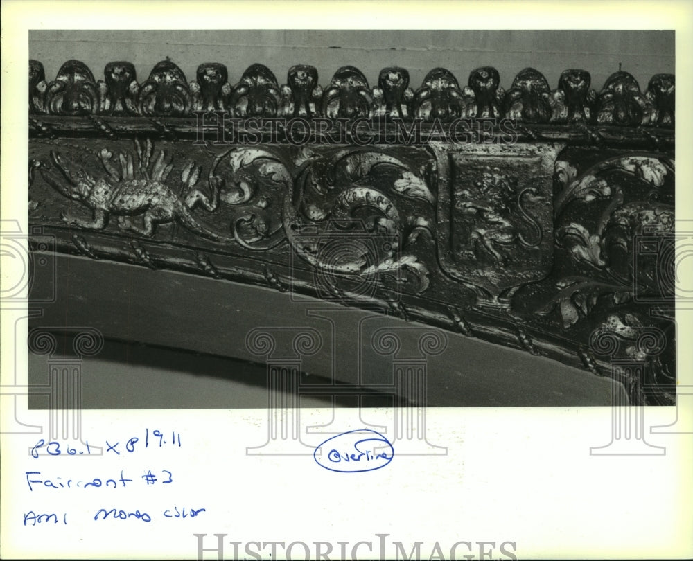 1993 Press Photo Frieze work restored above arch ways at Fairmont Hotel - Historic Images