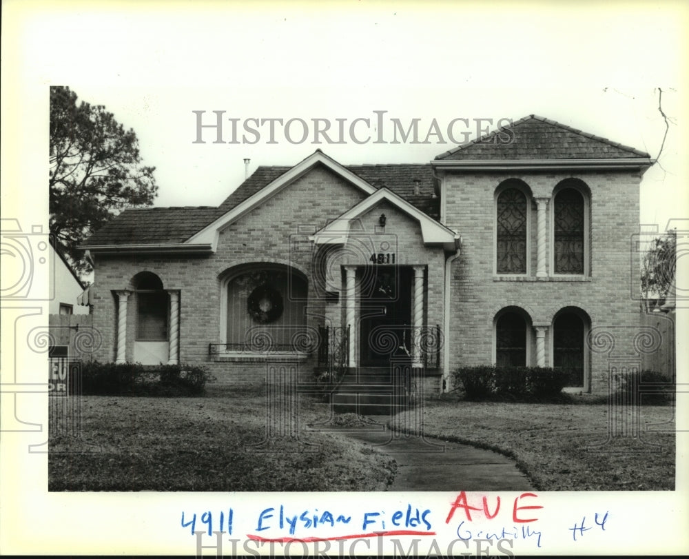 1994 Press Photo Exterior of home at 4911 Elysian Fields Avenue - nob05538 - Historic Images