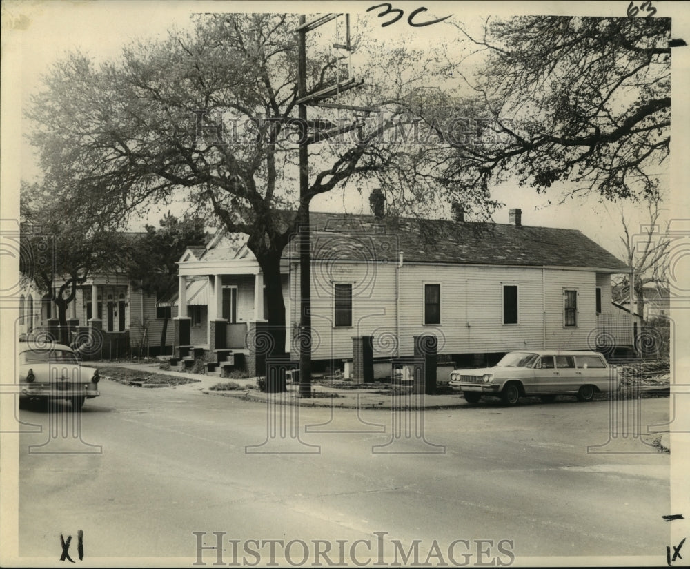 1965 2200 block Elysian Fields, Interstate 10 Highway construction-Historic Images