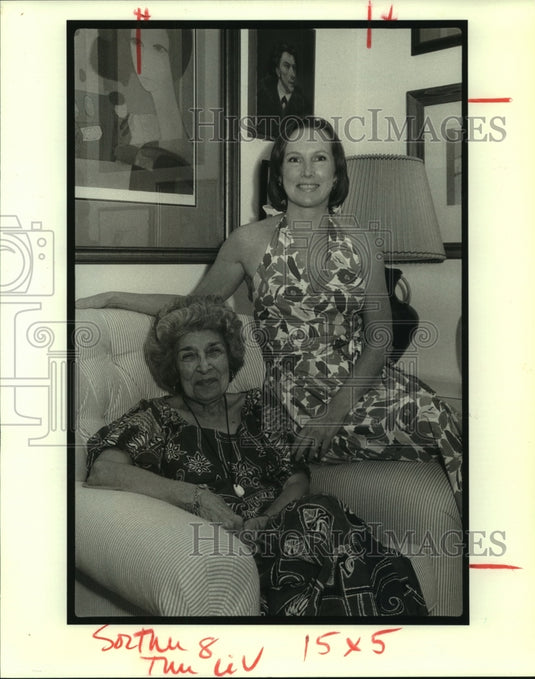 1989 Press Photo Myldred Costa & Bronwen Fitzpartick at Bastille Day celebration - Historic Images