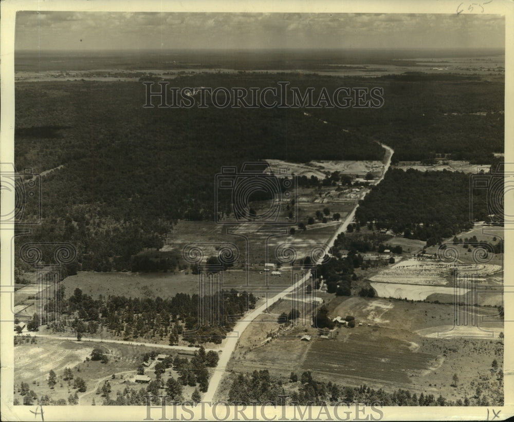 1941 Aerial view of &quot;access roads&quot; Army uses at Camp Polk. - Historic Images