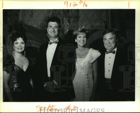 1991 Press Photo Mr. & Mrs. Ron Forman & others at Scales & Tails event. - Historic Images
