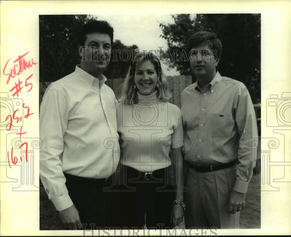 1994 Press Photo Ron &amp; Sally Forman with other at LA Nature &amp; Science Center. - Historic Images