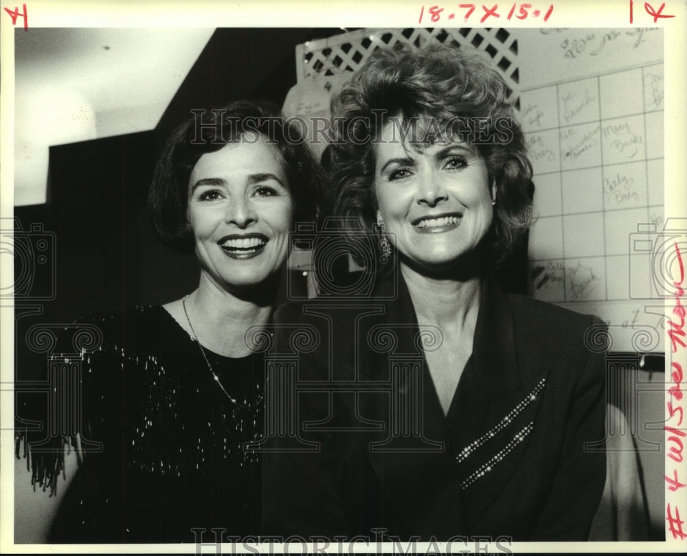 1994 Press Photo Nancy Forst &amp; Catherine Perez attending the Jesuit Event - Historic Images