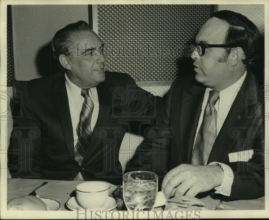 1972 Press Photo James Fitzmorris & Victor Baker at LMTA event at Roosevelt. - Historic Images