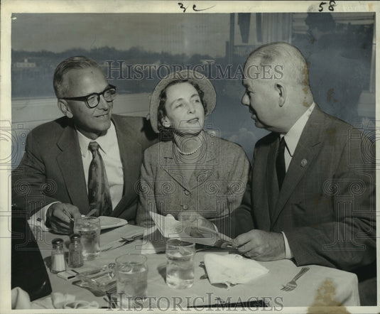 1959 Press Photo Mr. & Mrs. Peter Ferenga & Mr. Shirley Braselman at luncheon - Historic Images