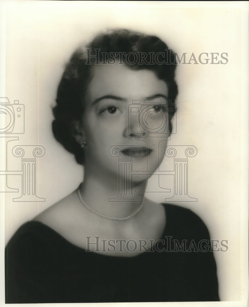 Press Photo Miss Elizabeth Berry Ewing, Maid at Athesiane Ball - nob07220 - Historic Images