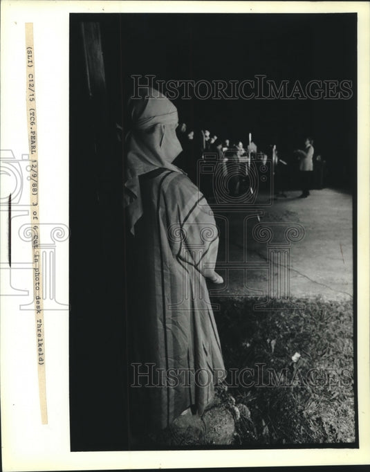 1988 Press Photo Festival of Lights. - Historic Images
