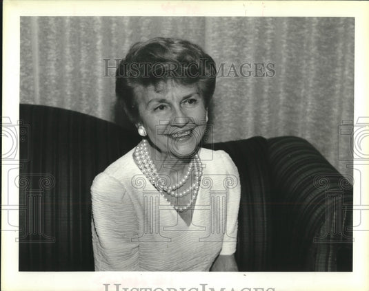 1992 Press Photo Ruth W. Fabacher at The Club's 50th anniversary dance - Historic Images