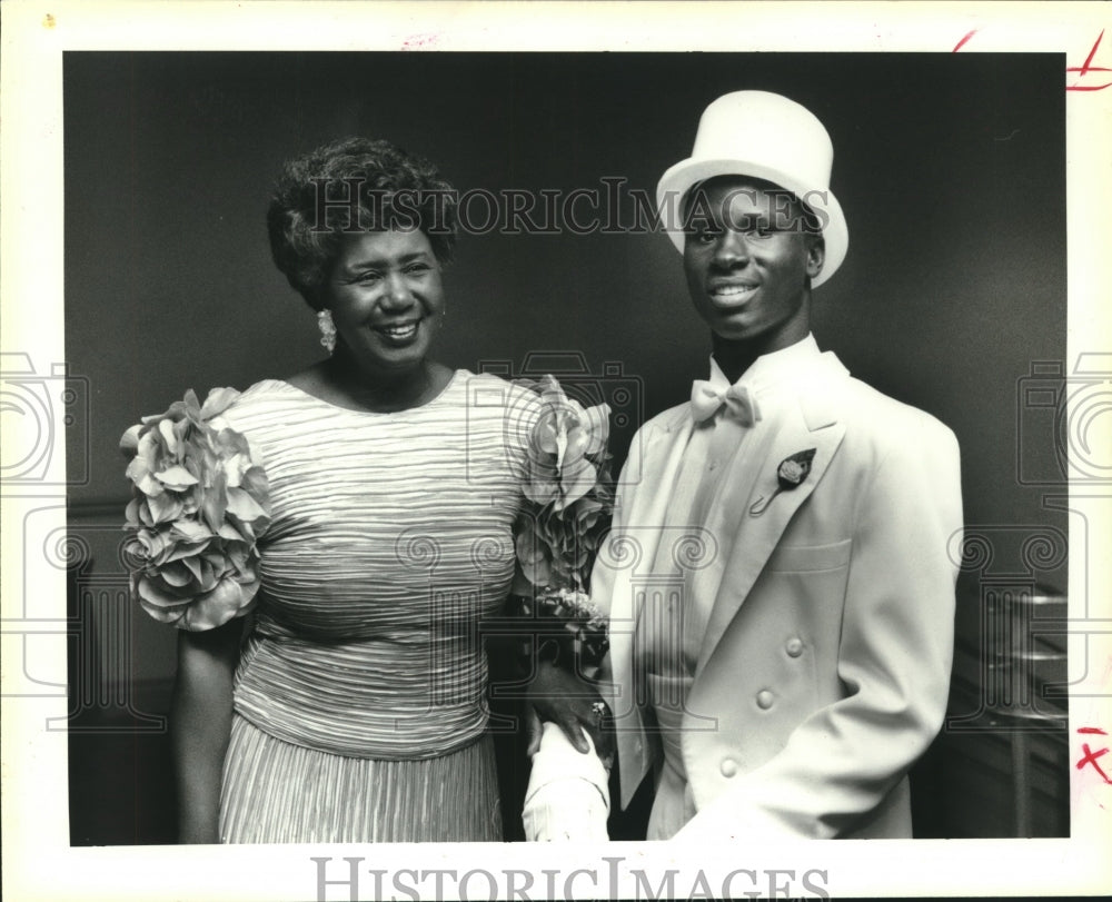 1992 Press Photo Eva Evans and Wilson Thompson at Beautillion at Clarion Hotel - Historic Images