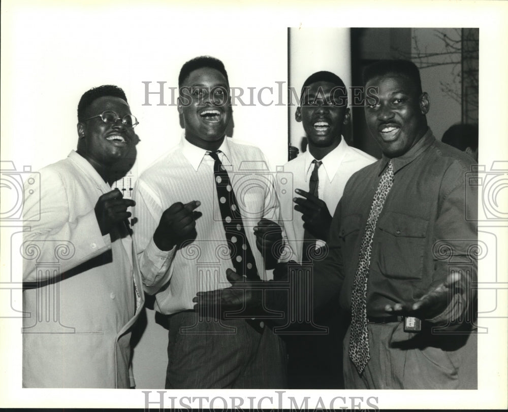 1993 Press Photo Acapella group, Faces in the Crowd - Historic Images