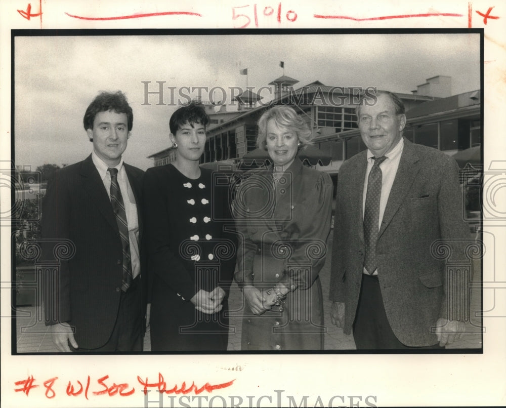 1990 Press Photo Attendees of Debutante Party - Historic Images