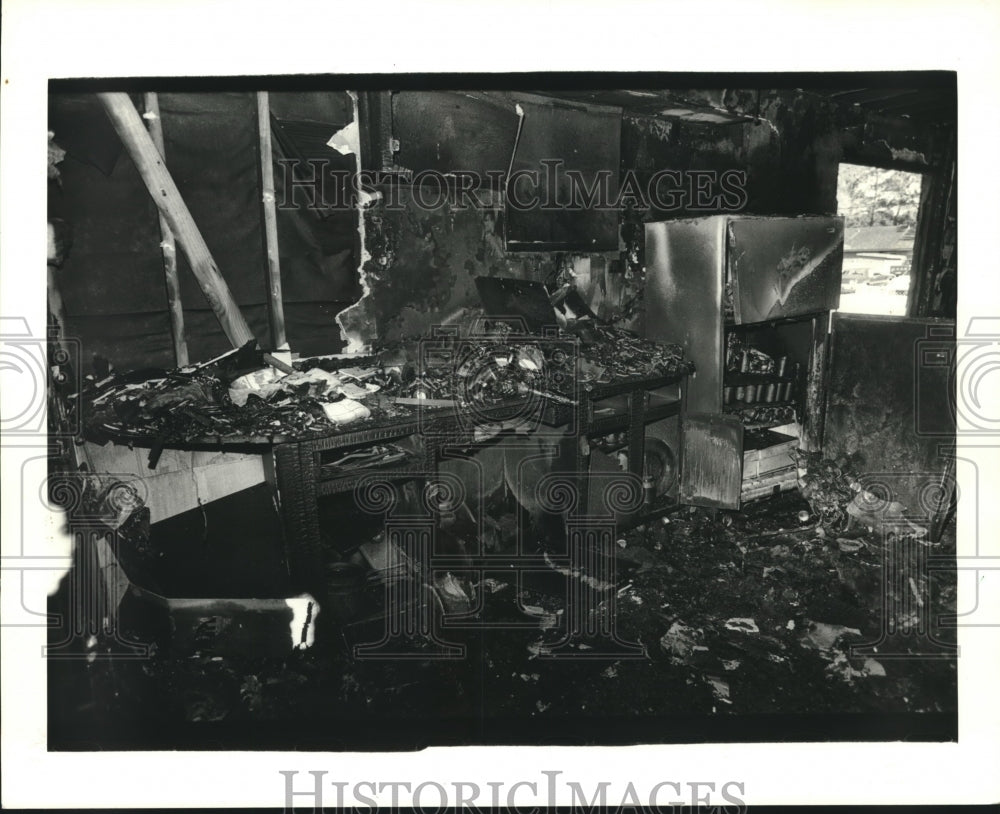 1988 Press Photo Interior of First United Pentecostal Church after fire - Historic Images