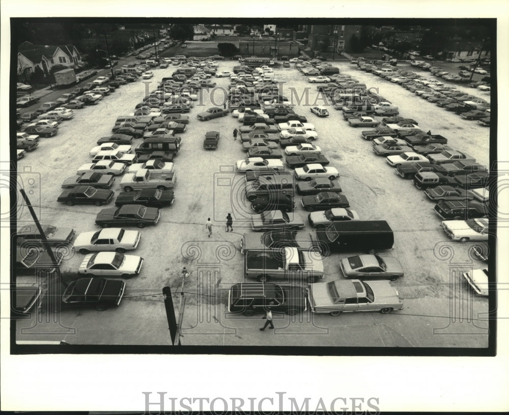 1984 Press Photo Aerial view of First Assembly of God&#39;s congested parking lot. - Historic Images