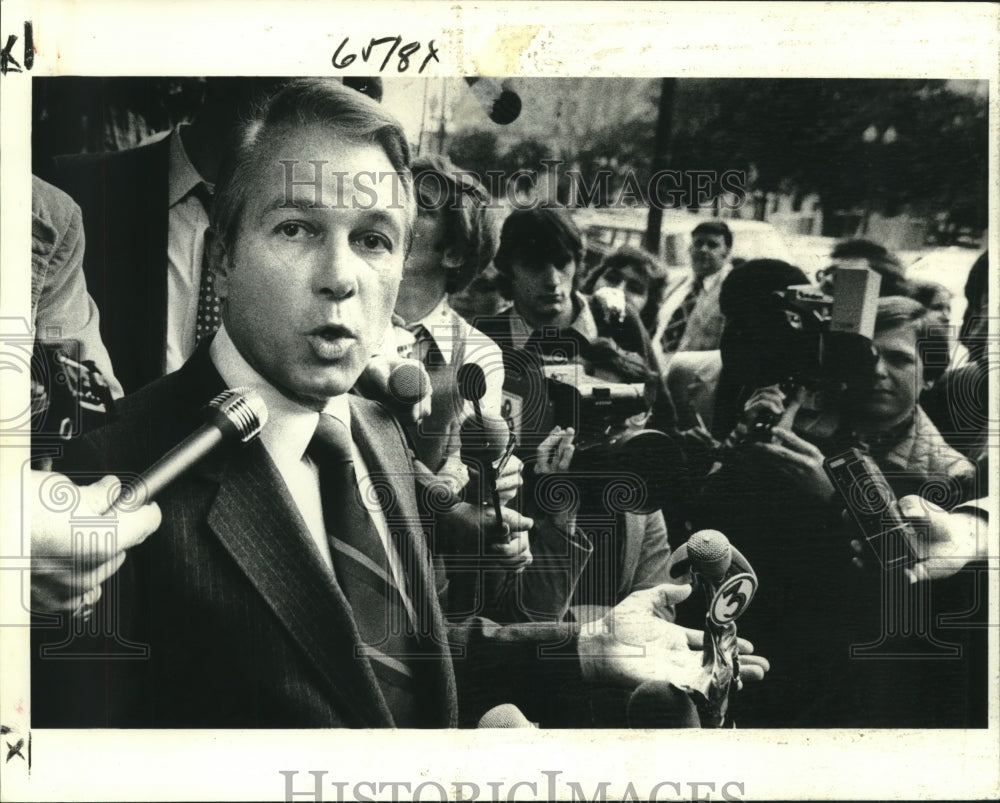 1980 Press Photo Trial - Governor Edwin Edwards After Grand Jury Appearance - Historic Images