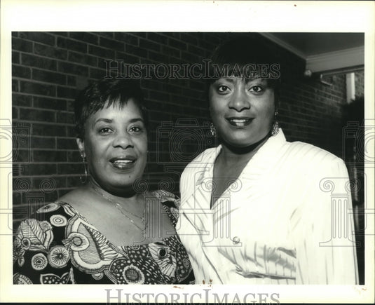 1994 Press Photo Gwen Thornton and Karen Every at event. - Historic Images